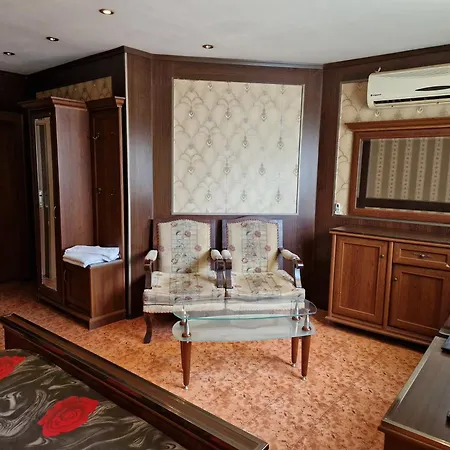 Hotel хотел-ресторант астория Pazardzhik