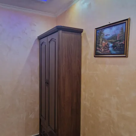 хотел-ресторант астория Hotel 2*