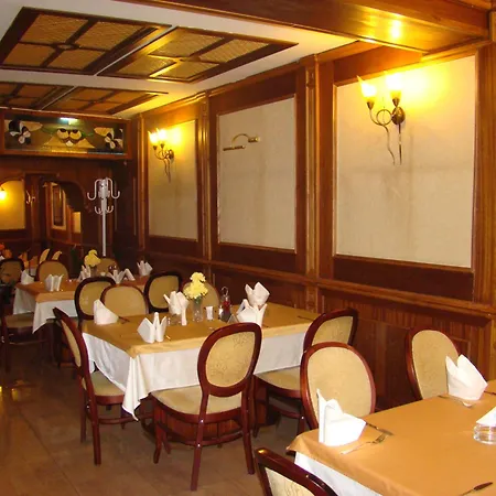 хотел-ресторант астория Hotel 2*