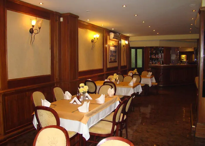 хотел-ресторант астория 2*